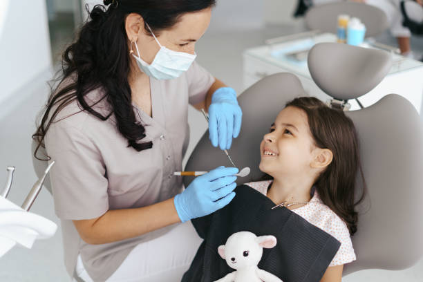 Best Emergency Dental Extractions in Constantine, MI