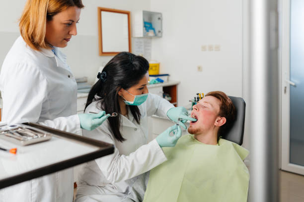 Best Weekend Emergency Dentist in Constantine, MI